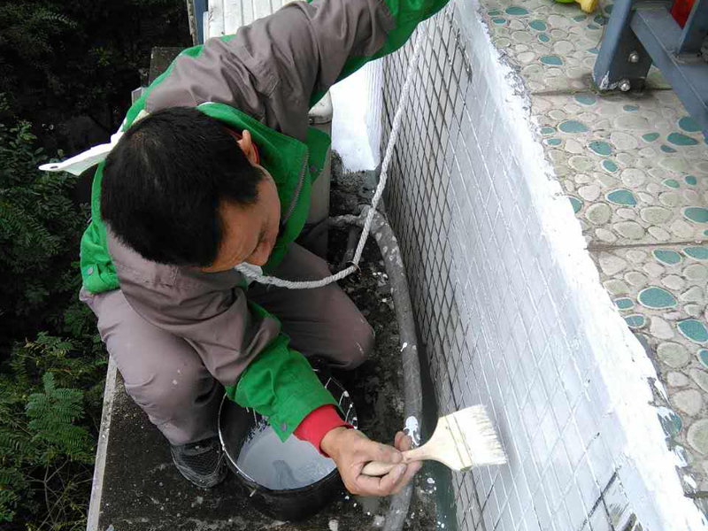 外墻飄窗防水處理，密封開裂墻面阻隔雨